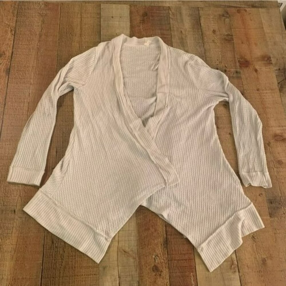 Lazy Sundays womens size L white waffle knit asymmetrical open front cardigan